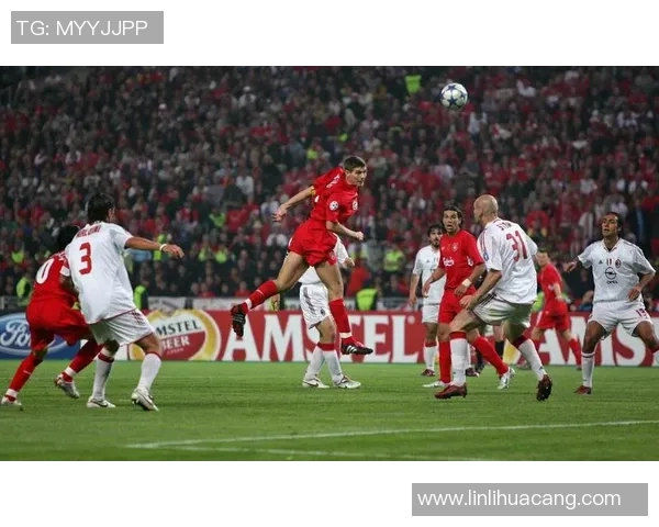 左脚神技足球明星中的左脚大师与他们的精彩瞬间 左脚神技足球明星中的左脚大师与他们的精彩瞬间