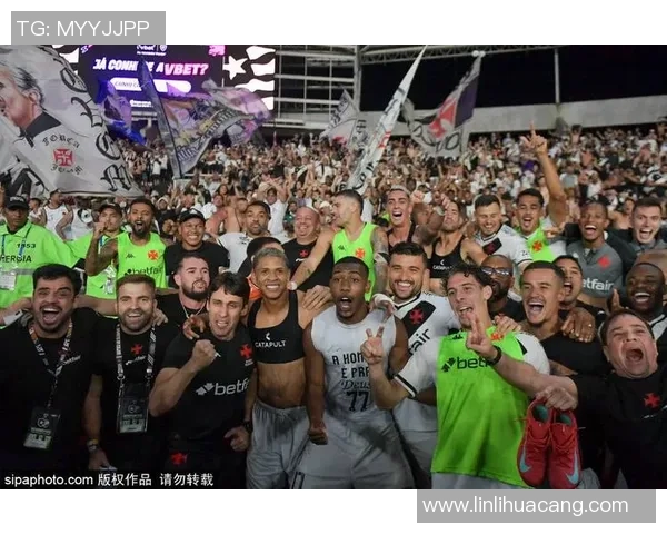 开赛足球盛宴即将开启球迷热情高涨期待精彩对决